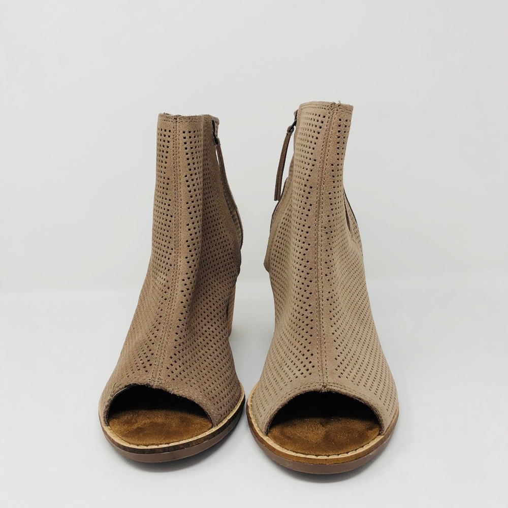 TOMS MAJORCA PERFORATED BOOTIES SZ9 - Picture 6 of 8